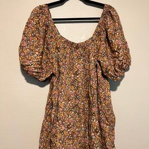Women’s puff sleeve, short, floral dress